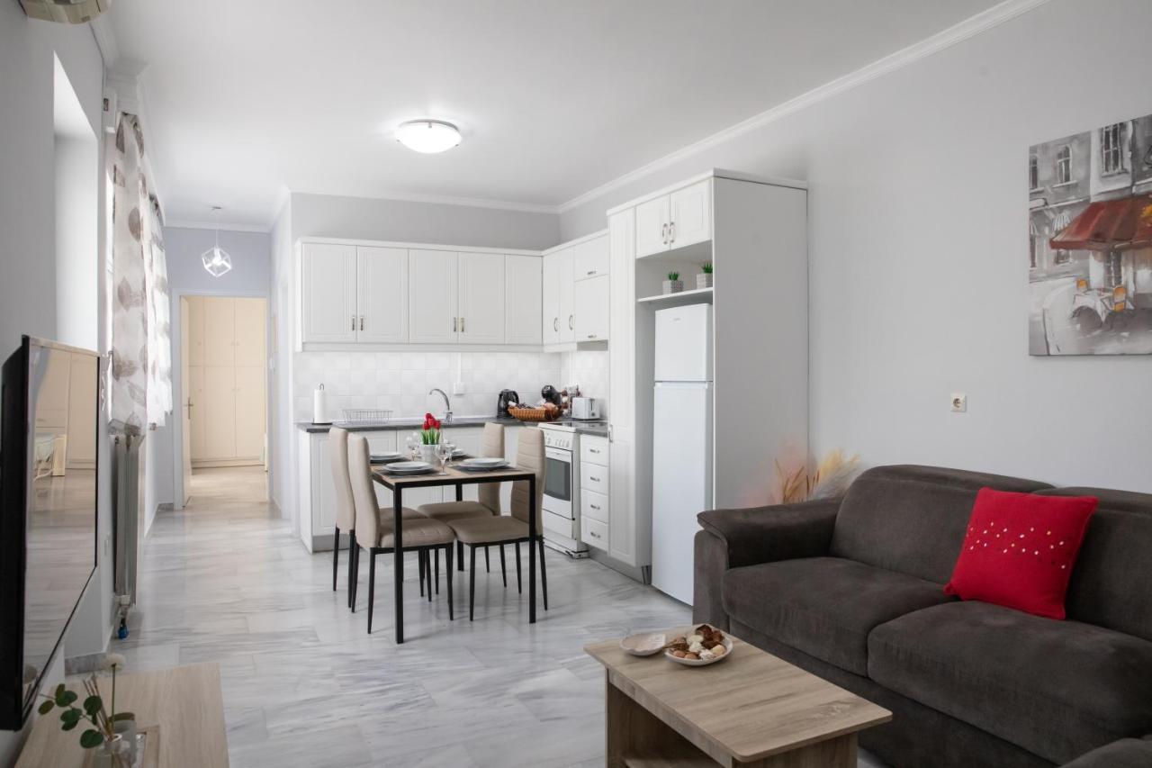 Iliana's House Apartment Ziparion